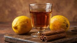 Boiling lemon peel, cinnamon and ginger: why people recommend it and what it’s really for