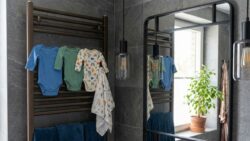 Hang it by the shower: the clever bathroom hack that eliminates moisture and keeps your space fresh