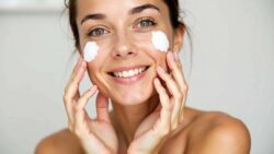 An old-school moisturizer, far from luxury brands, is crowned the number one choice by dermatology experts while influencers call it outdated and unsafe