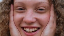 These Gentle Facial Cleansers Are Dermatologist Approved and Safe for Sensitive Reactive Skin